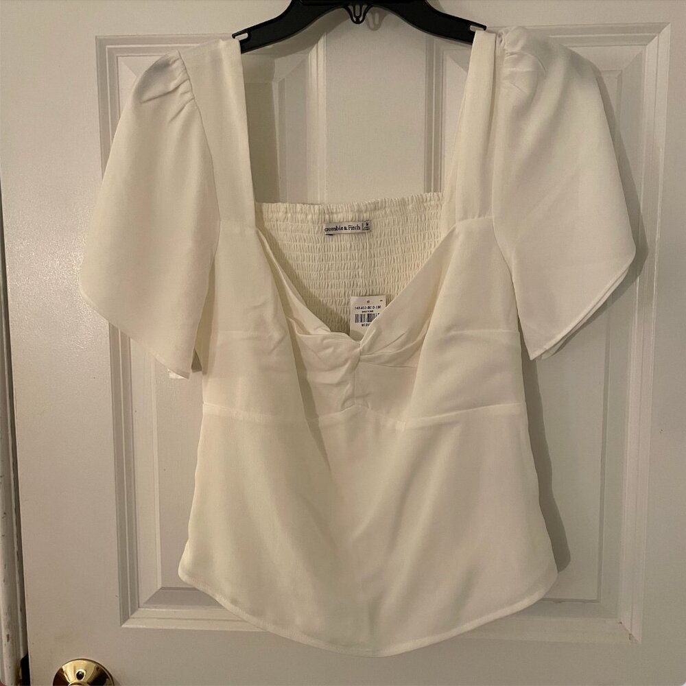 Abercrombie & Fitch Ivory Puff Sleeve Smocked Back Top – Size Medium
